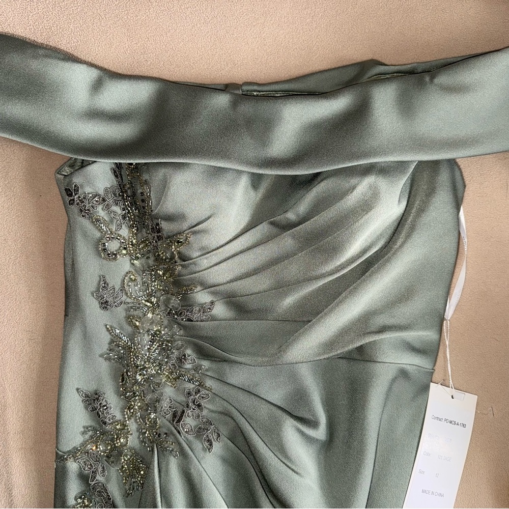 Montage by Mon Cheri M535 Formal Gown - Picture 13 of 16